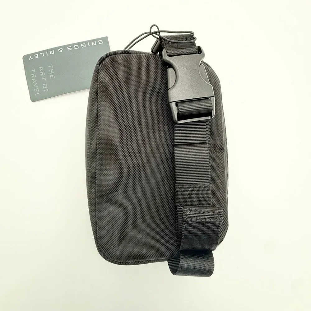 Briggs & Riley Holiday Small Sling Bag - Black
